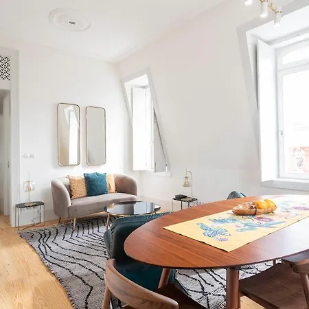 Baixa Luxury Penthouse - Stunning Downtown Views