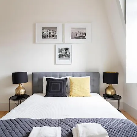 Baixa Luxury Penthouse - Stunning Downtown Views * Лиссабон