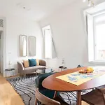 Baixa Luxury Penthouse - Stunning Downtown Views